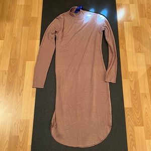 Kit Ace asymmetric dress. Mauve color. Small